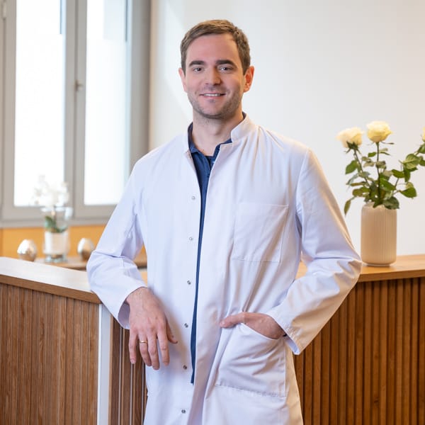 Dr. med. Frederick Vogel